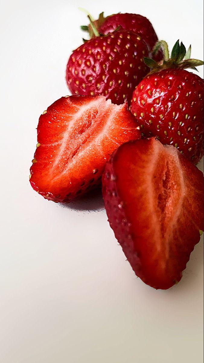 Farmstand Berry Mix: Pure Countryside Essence